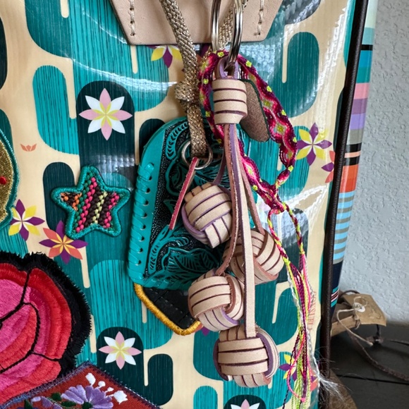 NWT CONSUELA TOTE-DEZI - Picture 6 of 9